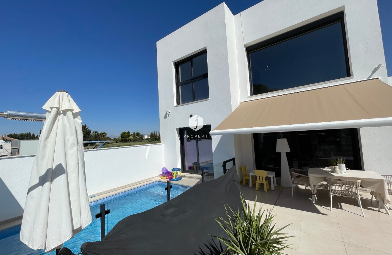 Resale - Villa -
Formentera del Segura - Costa Blanca