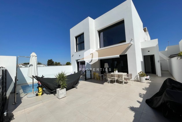 Resale - Villa -
Formentera del Segura - Costa Blanca