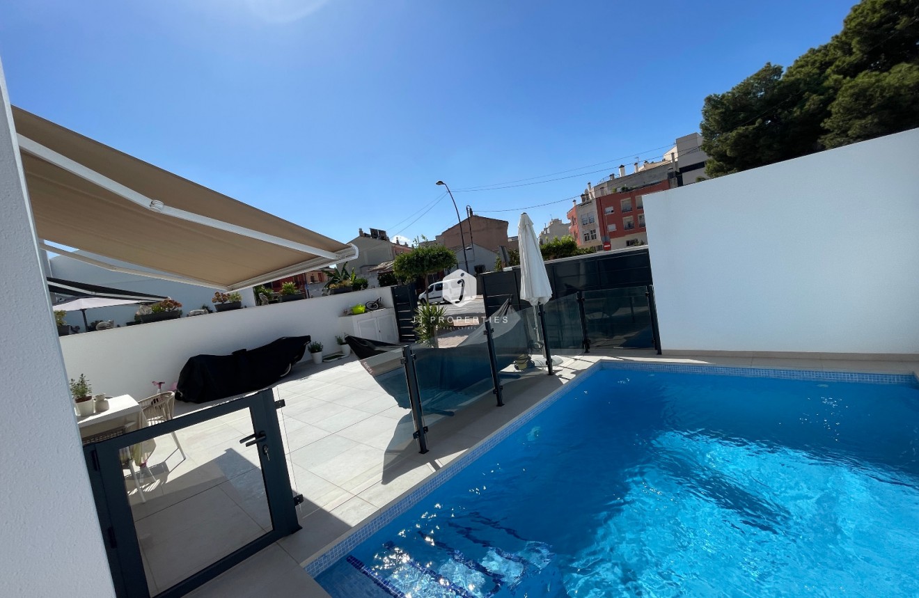 Resale - Villa -
Formentera del Segura - Costa Blanca
