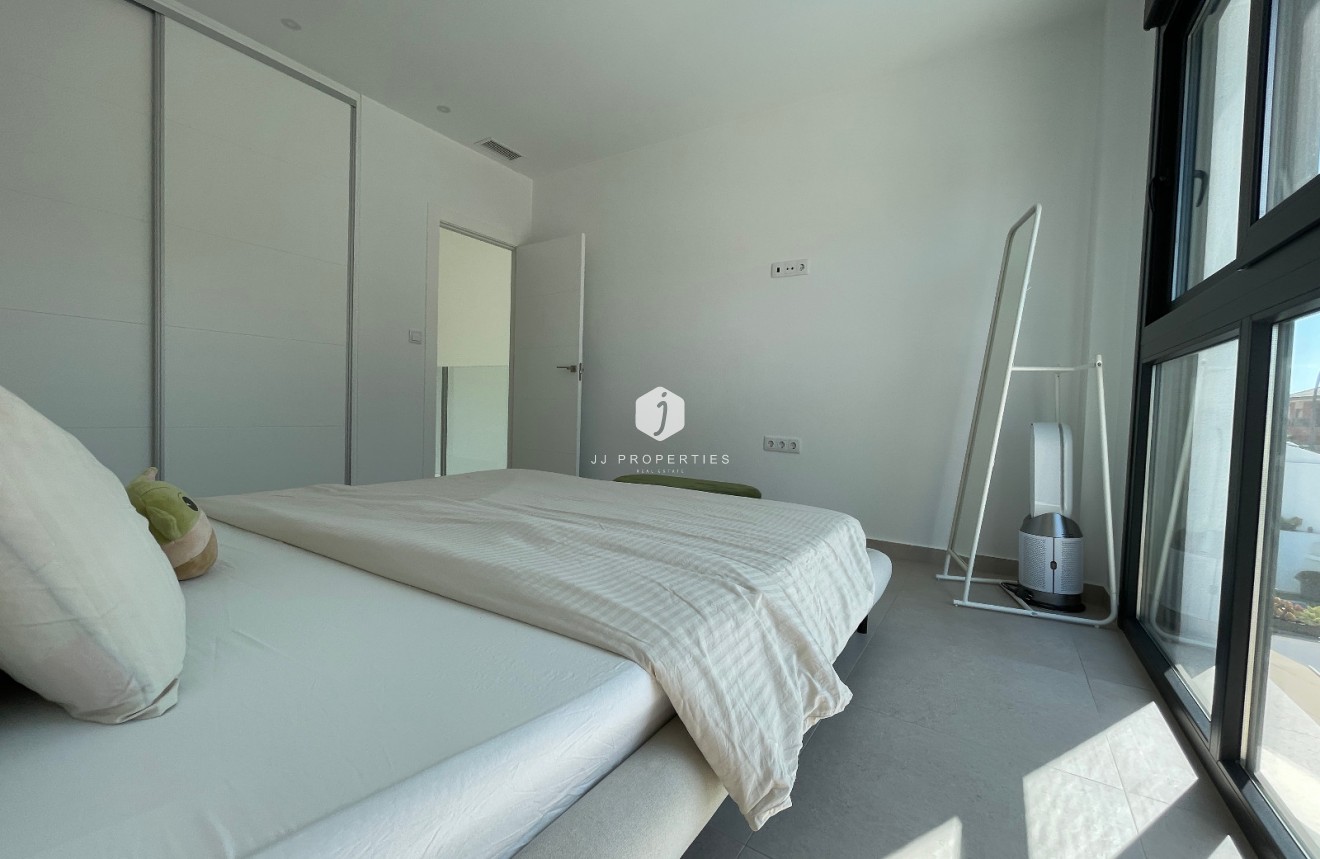 Resale - Villa -
Formentera del Segura - Costa Blanca