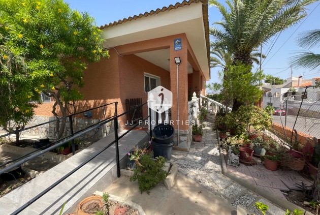 D'occasion - Villa -
Benijofar - Costa Blanca