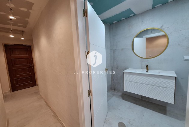 Resale - Apartment / flat -
Torrevieja - Acequion