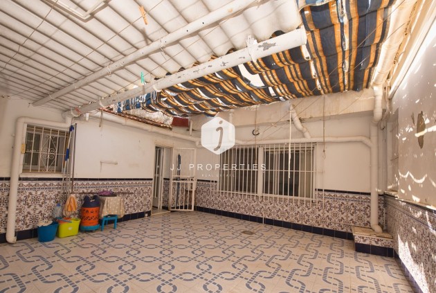 Resale - Villa -
Benijofar - Costa Blanca