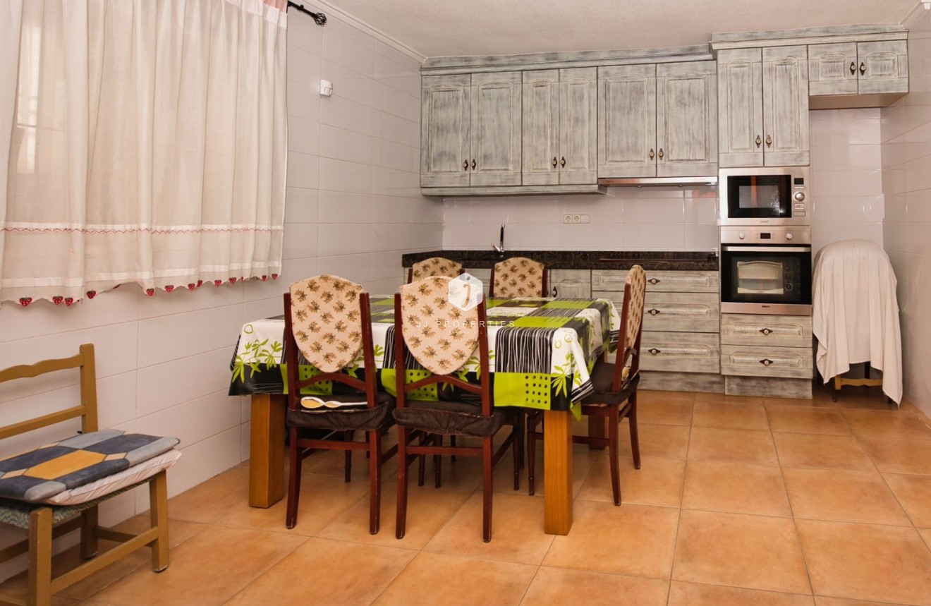 Resale - Villa -
Benijofar - Costa Blanca