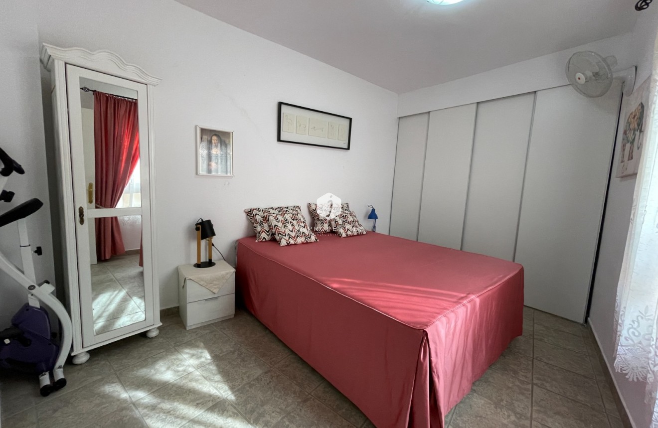 Resale - Apartment / flat -
Almoradí - Inland