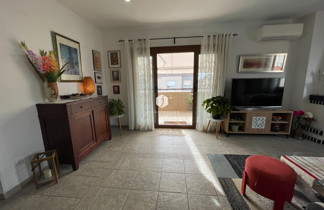 Resale - Apartment / flat -
Almoradí - Inland