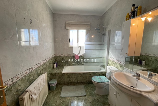 Resale - Villa -
Catral - Costa Blanca