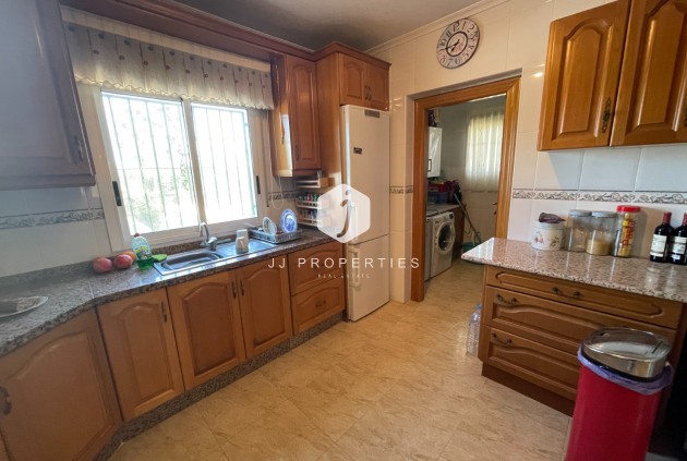 Resale - Villa -
Catral - Costa Blanca