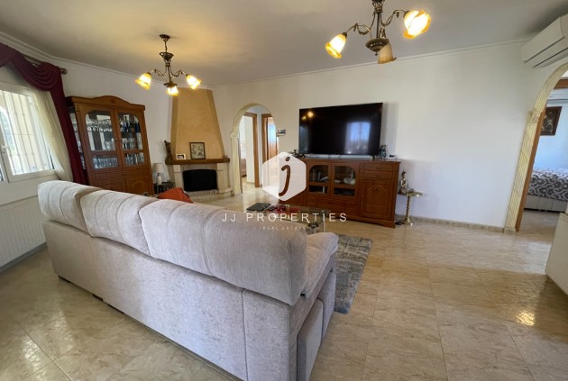 Resale - Villa -
Catral - Costa Blanca