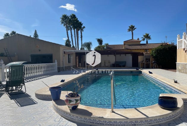 Resale - Villa -
Catral - Costa Blanca