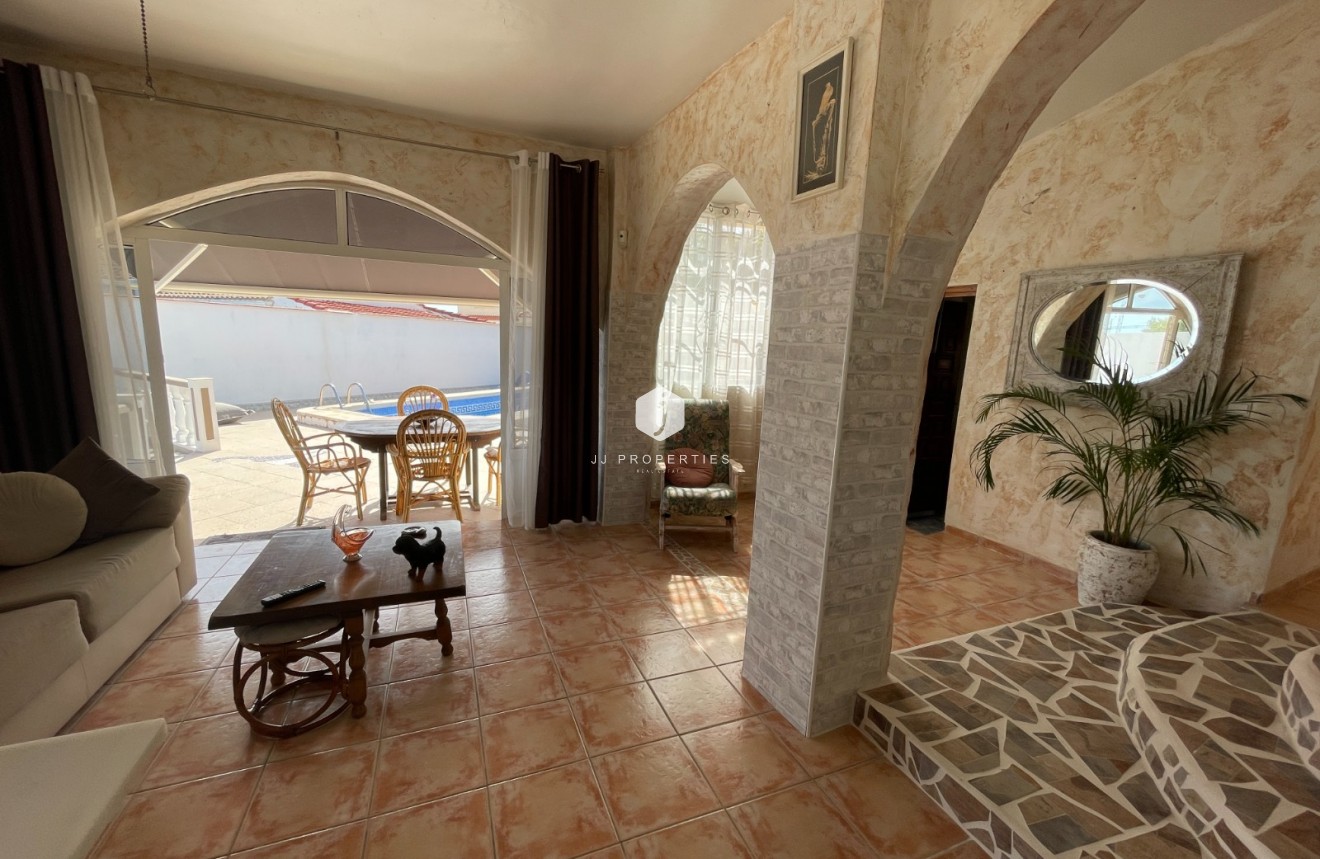 Resale - Villa -
Ciudad Quesada - Costa Blanca