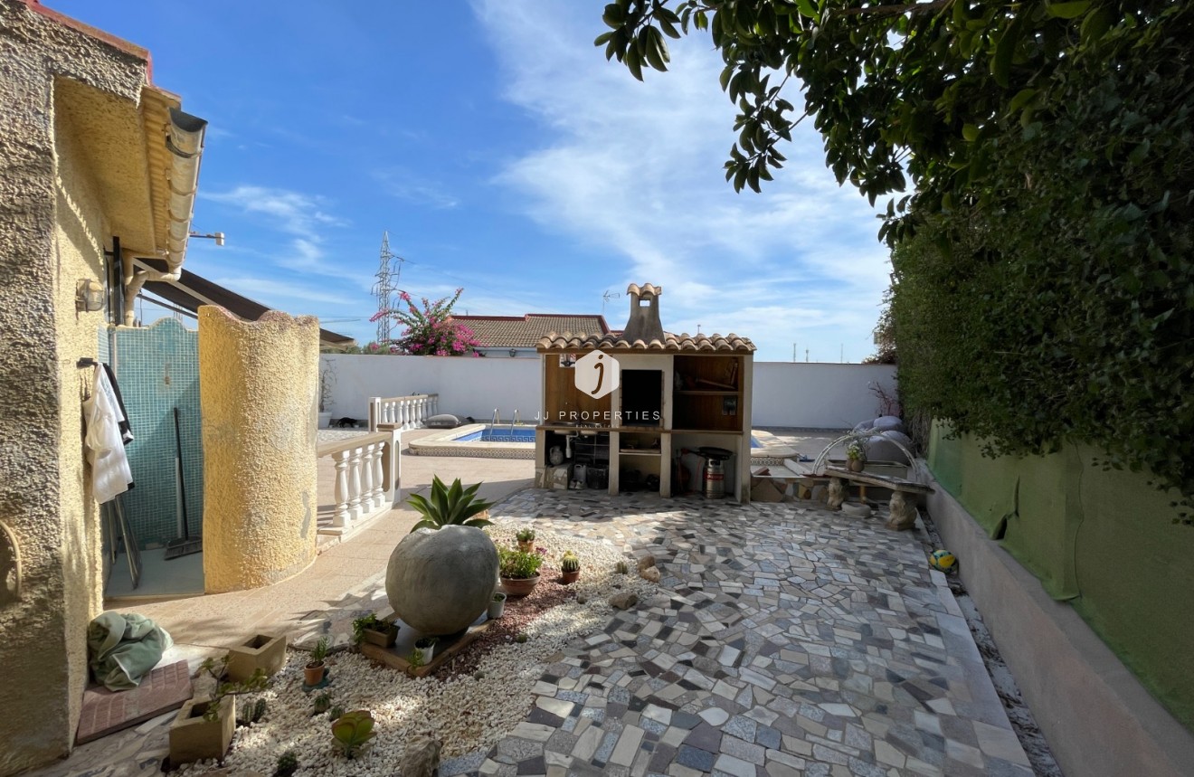 Resale - Villa -
Ciudad Quesada - Costa Blanca