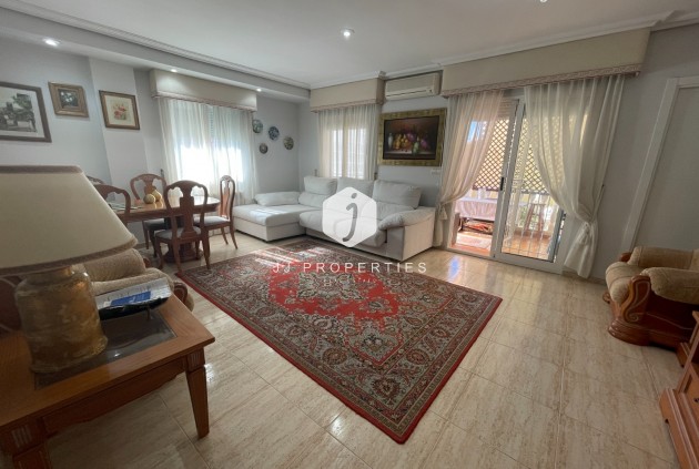 Resale - Villa -
Guardamar del Segura - Costa Blanca