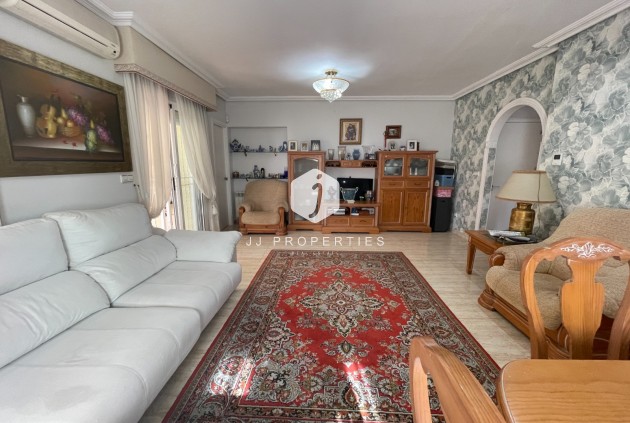 Resale - Villa -
Guardamar del Segura - Costa Blanca