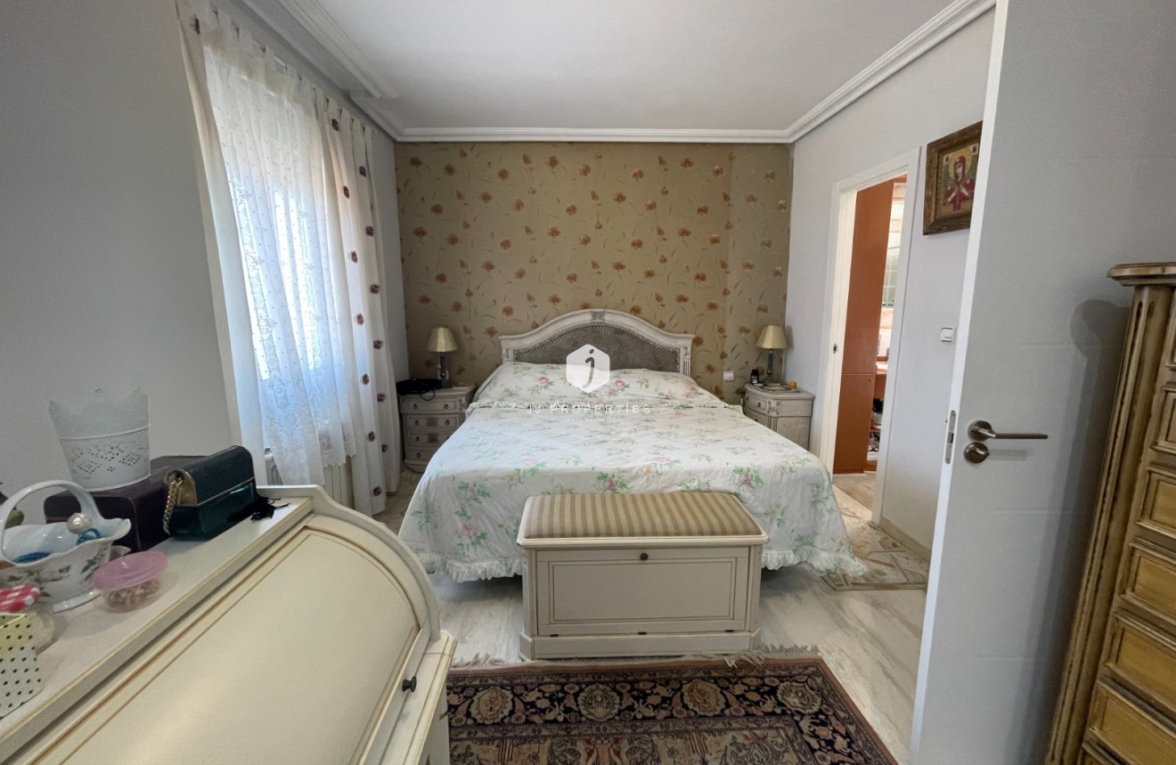 Resale - Villa -
Guardamar del Segura - Costa Blanca