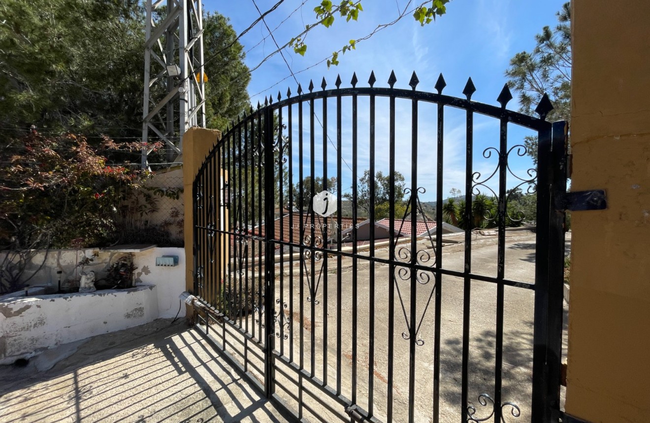 Resale - Villa -
Guardamar del Segura - Costa Blanca