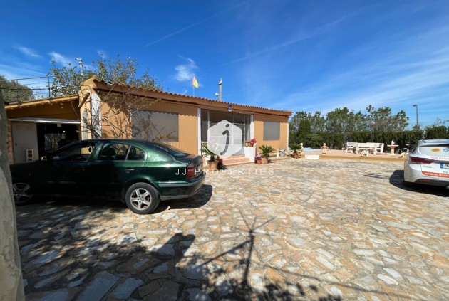 Resale - Villa -
Guardamar del Segura - Costa Blanca