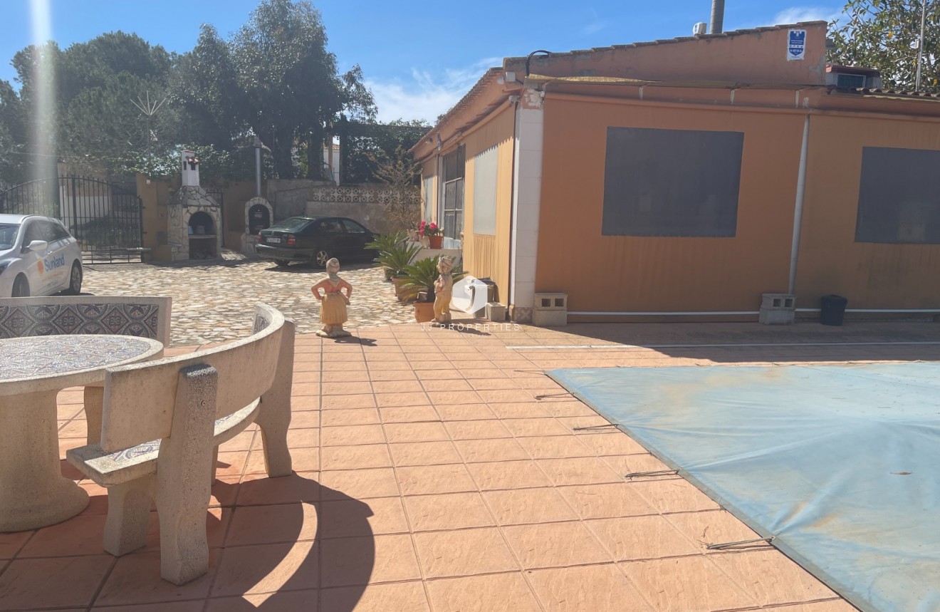 Resale - Villa -
Guardamar del Segura - Costa Blanca