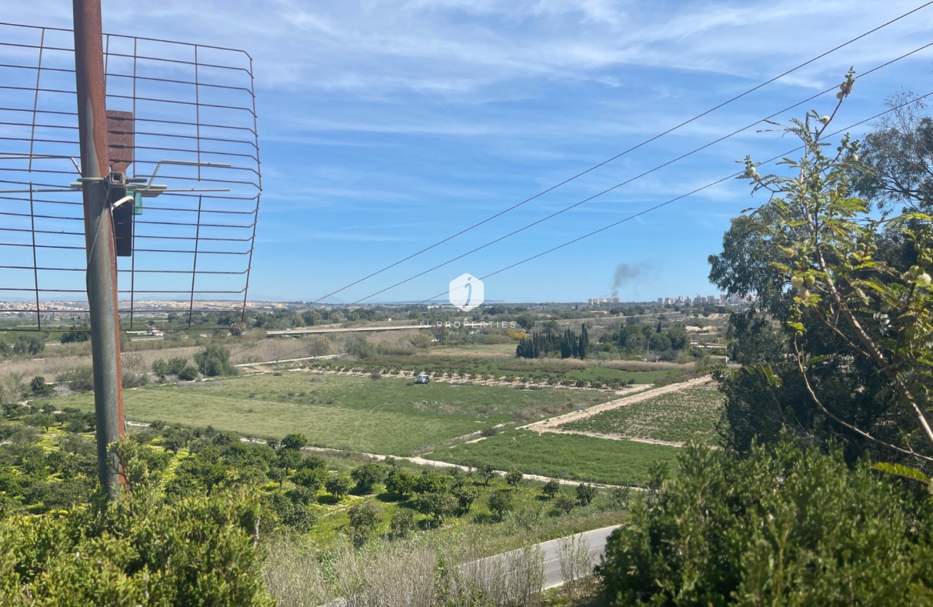 Resale - Villa -
Guardamar del Segura - Costa Blanca