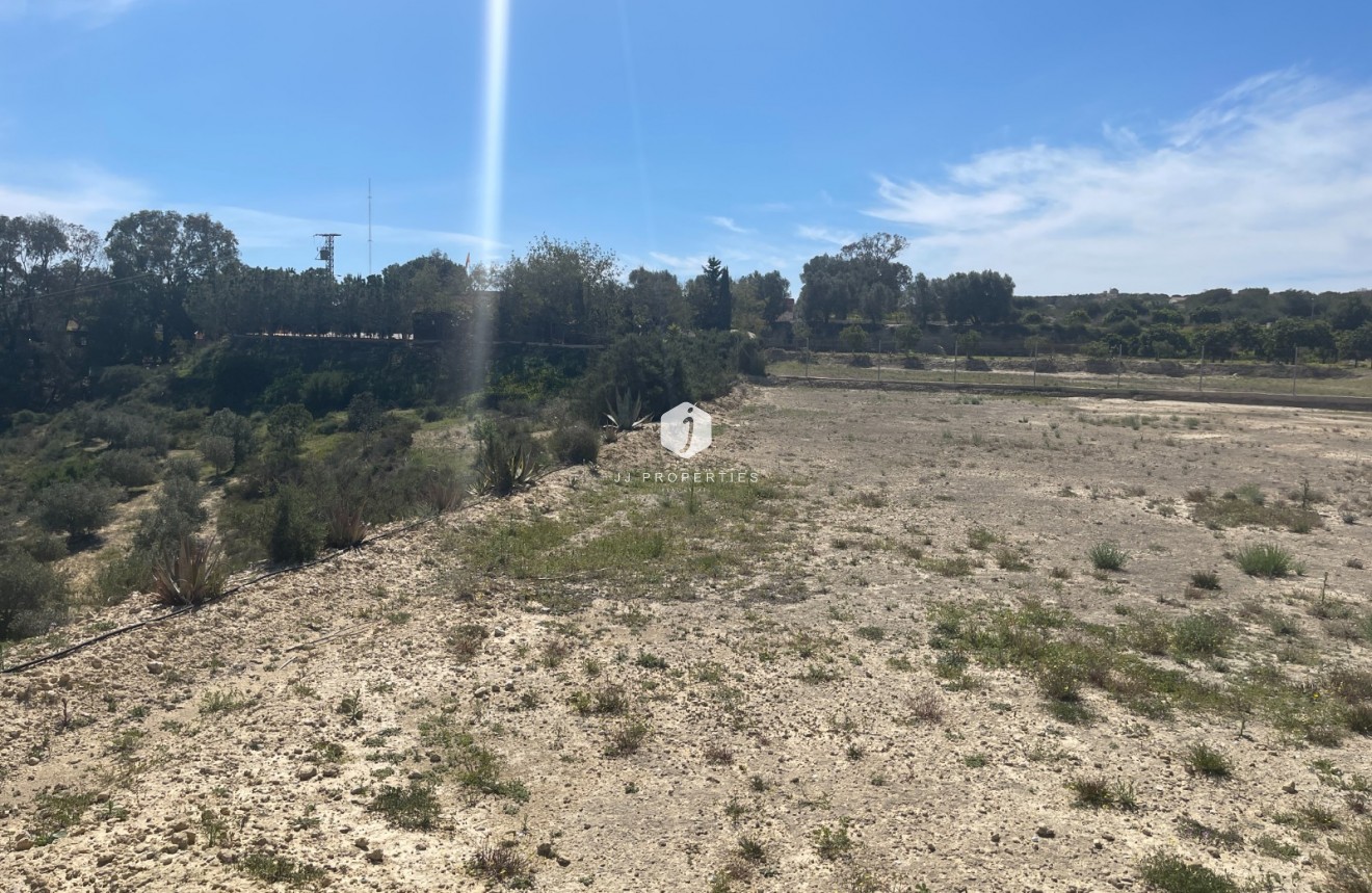 Resale - Villa -
Guardamar del Segura - Costa Blanca