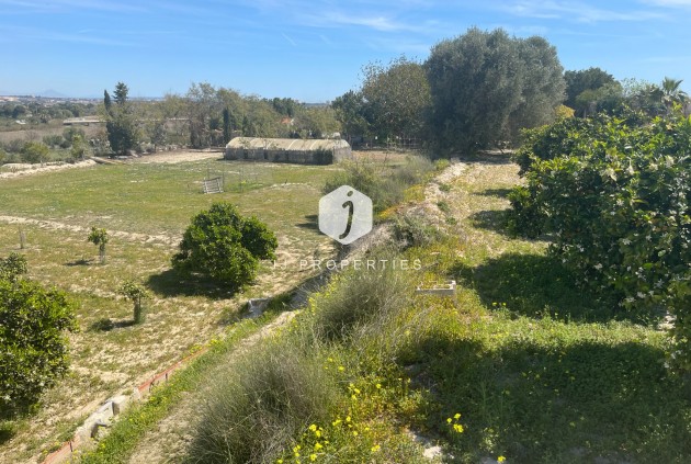 Resale - Villa -
Guardamar del Segura - Costa Blanca