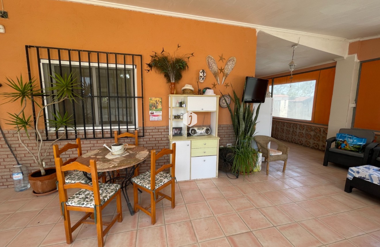 Resale - Villa -
Guardamar del Segura - Costa Blanca