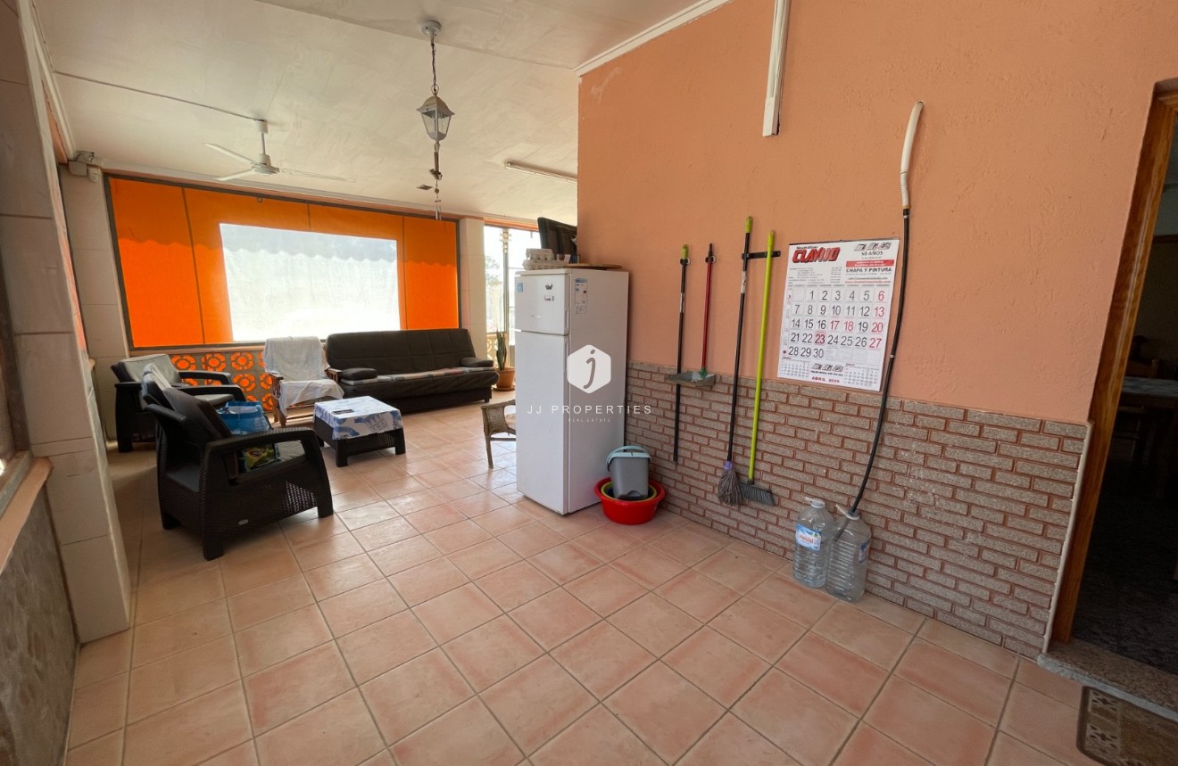 Resale - Villa -
Guardamar del Segura - Costa Blanca