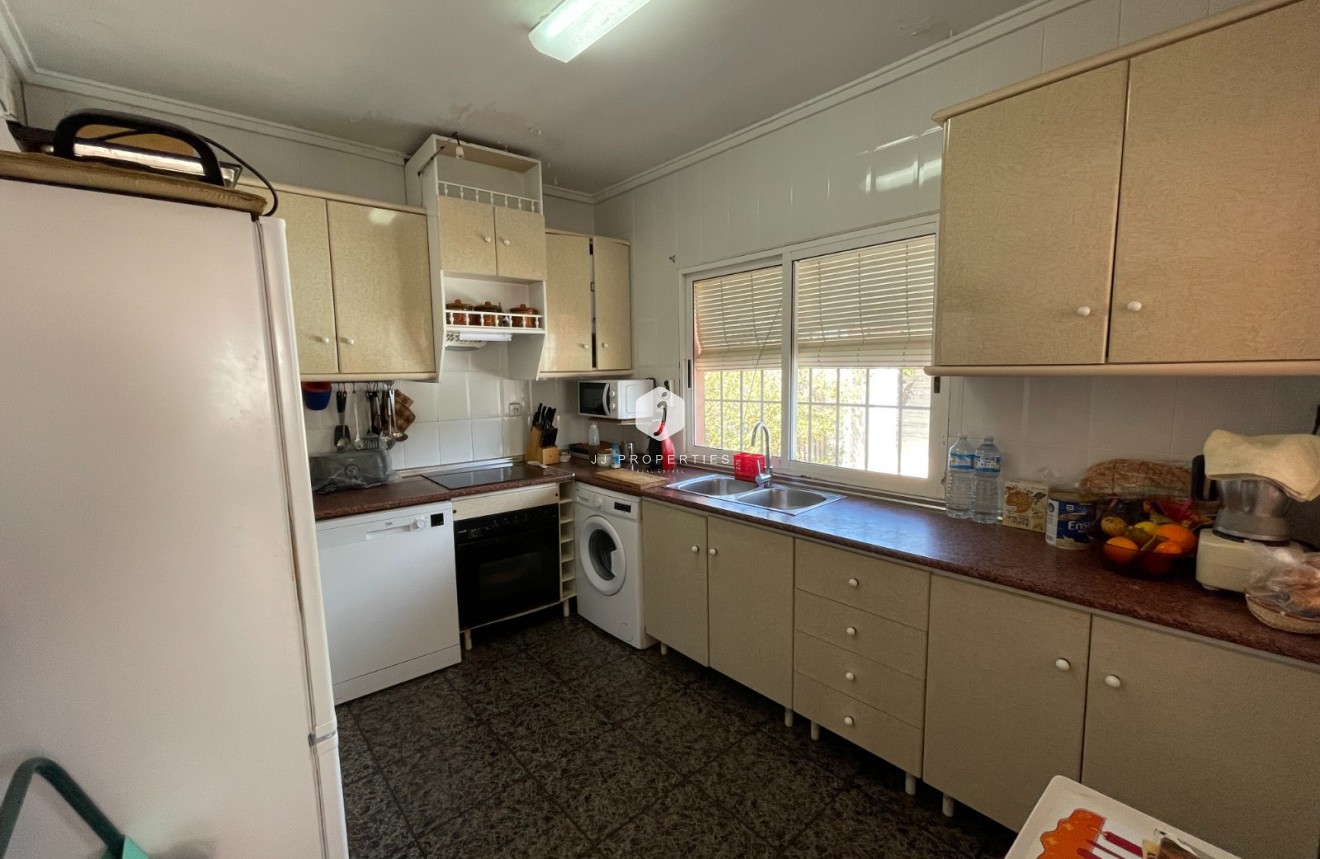 Resale - Villa -
Guardamar del Segura - Costa Blanca