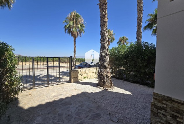 Resale - Duplex -
Algorfa - Inland