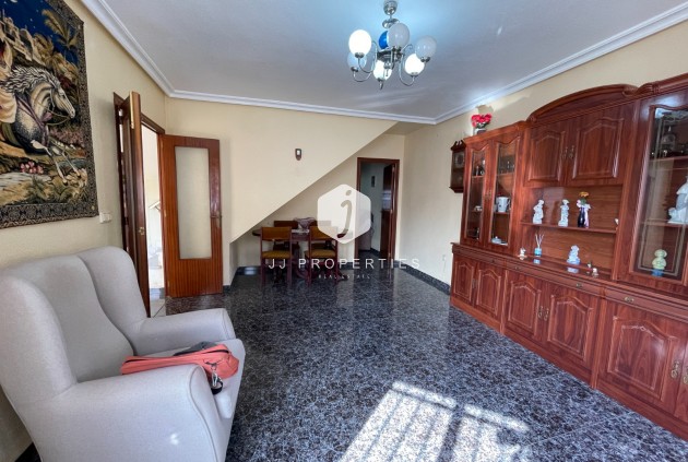 Resale - Chalet -
Jacarilla - Inland