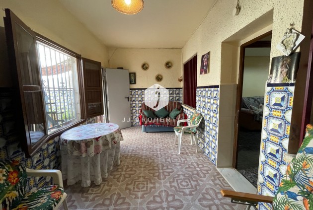 Resale - Chalet -
Jacarilla - Inland