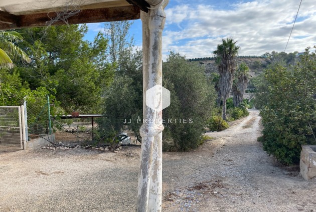 Z drugiej ręki - Nieruchomości wiejskie -
Jacarilla - Inland