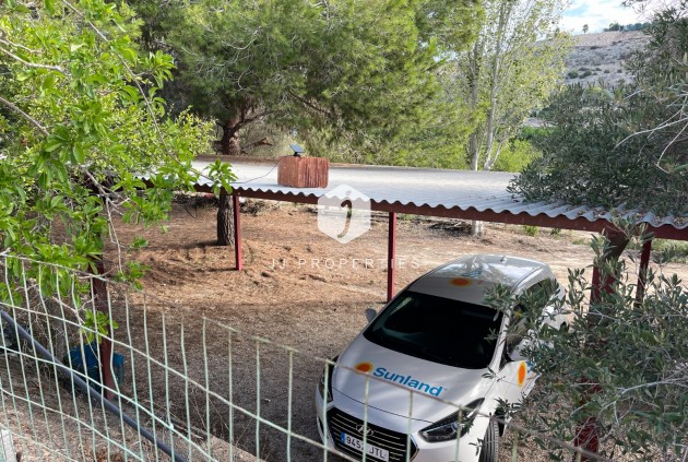 Z drugiej ręki - Nieruchomości wiejskie -
Jacarilla - Inland