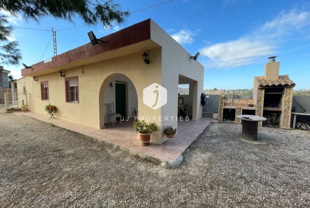 Z drugiej ręki - Nieruchomości wiejskie -
Jacarilla - Inland