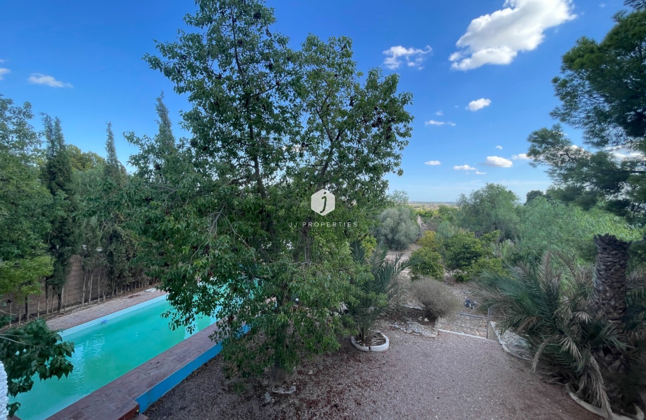 Resale - Country Property -
Albatera - Inland