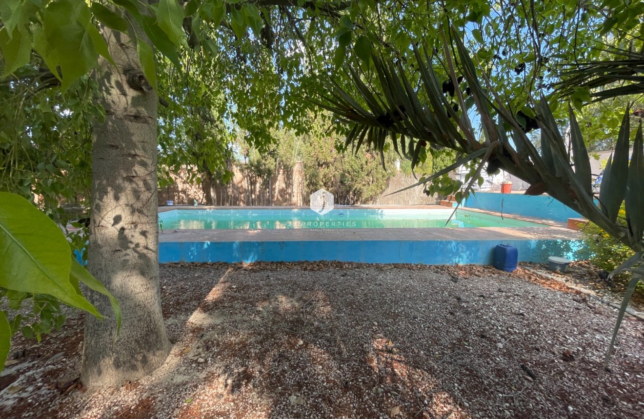 Resale - Country Property -
Albatera - Inland