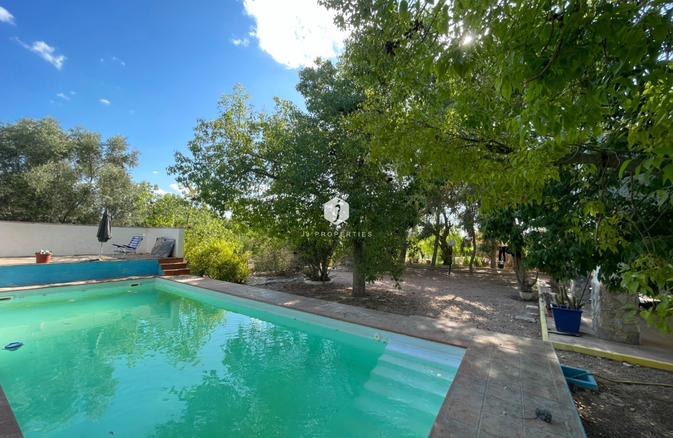 Resale - Country Property -
Albatera - Inland