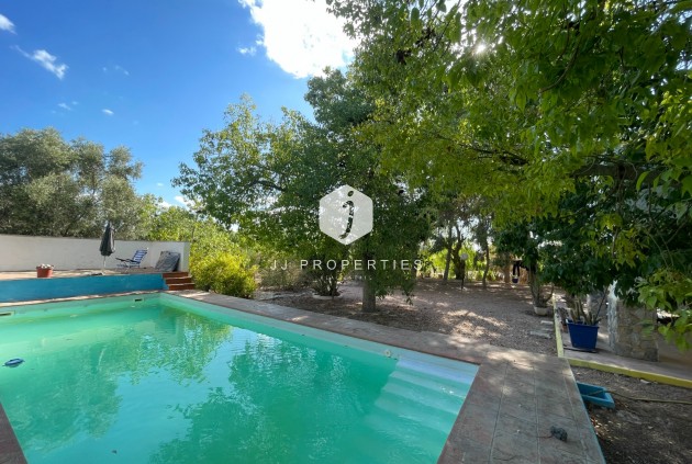 Resale - Country Property -
Albatera - Inland