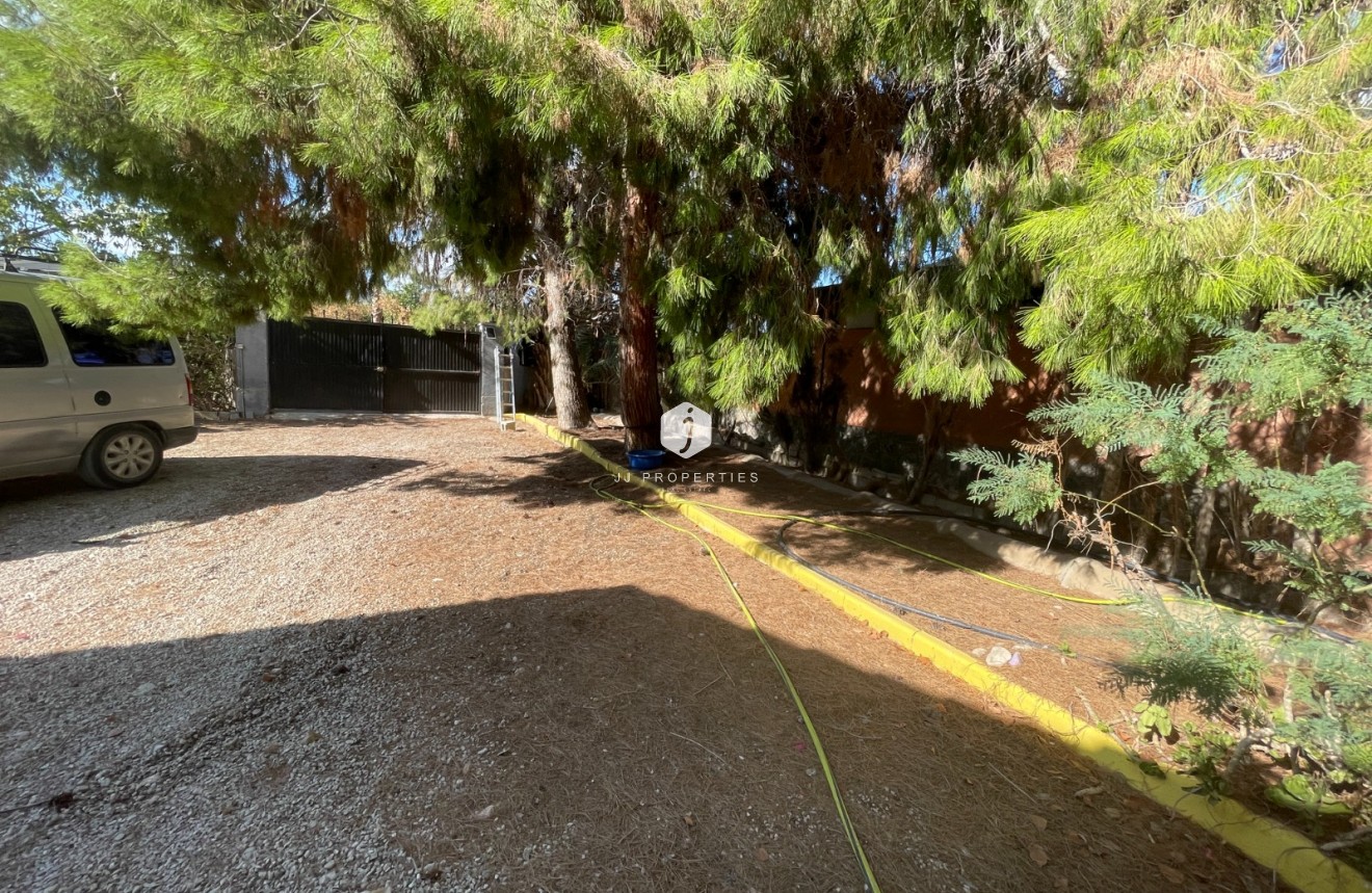 Resale - Country Property -
Albatera - Inland