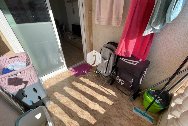 Resale - Apartment / flat -
Torrevieja - Costa Blanca