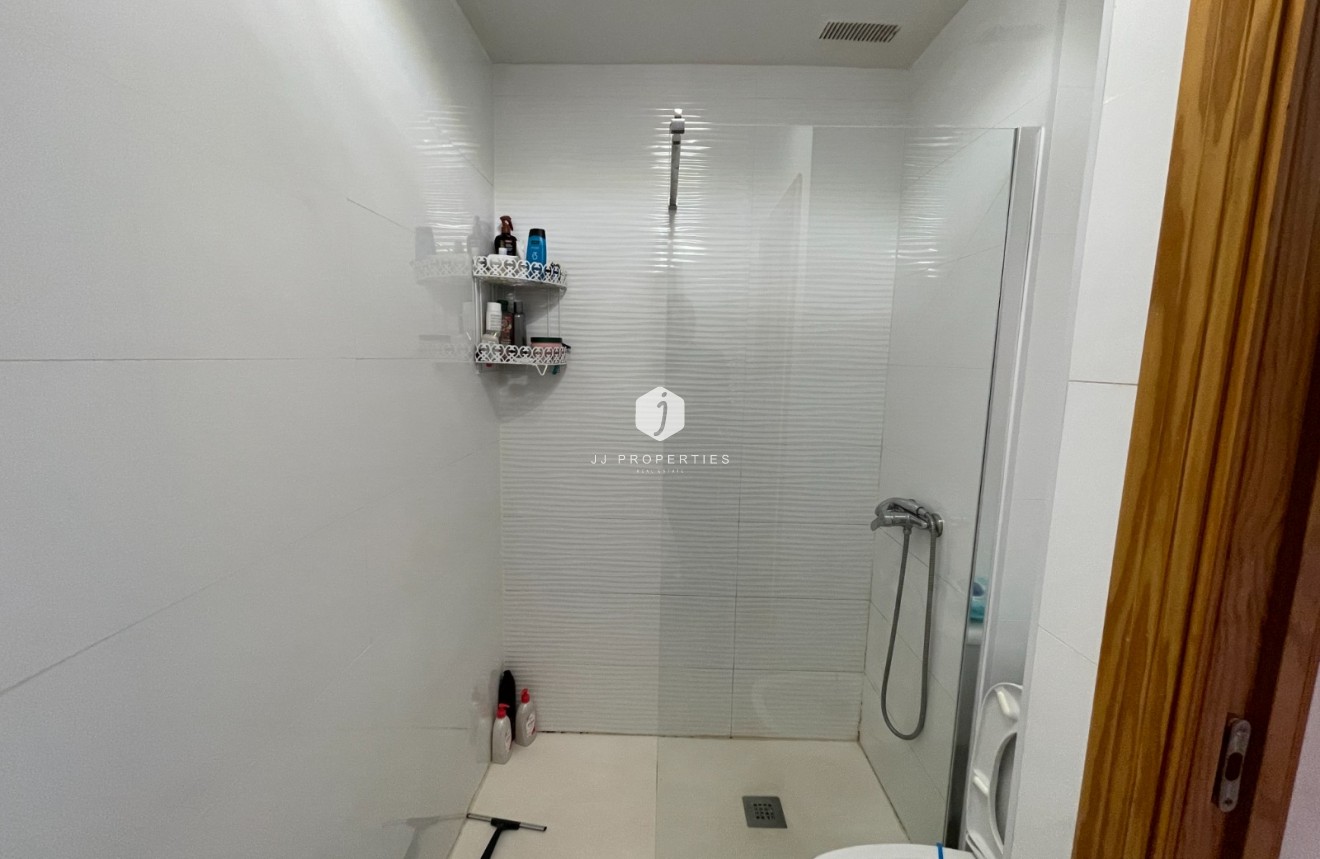 Resale - Apartment / flat -
Torrevieja - Costa Blanca