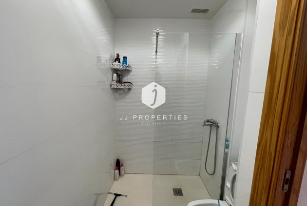 Resale - Apartment / flat -
Torrevieja - Costa Blanca