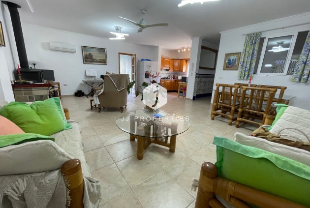 Resale - Villa -
Daya Nueva - Costa Blanca