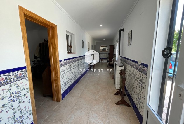 Resale - Villa -
Daya Nueva - Costa Blanca