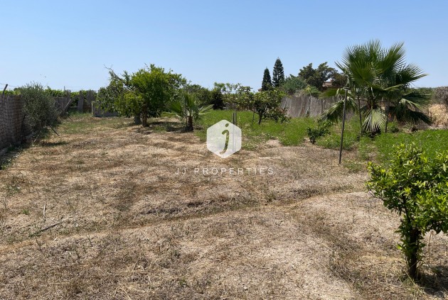 Resale - Villa -
Daya Nueva - Costa Blanca