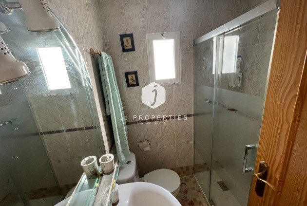 Z drugiej ręki - Mieszkanie w bloku -
La Mata - Costa Blanca