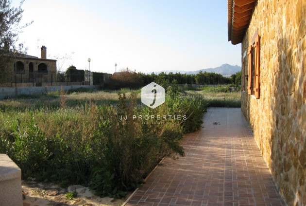 Resale - Country Property -
Benferri - Inland