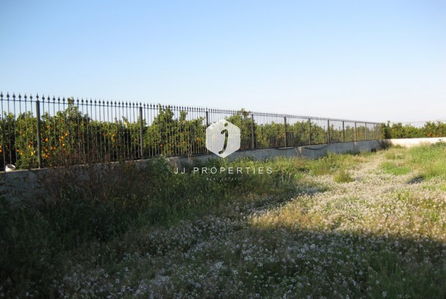 Resale - Country Property -
Benferri - Inland