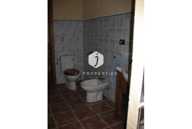 Resale - Country Property -
Benferri - Inland