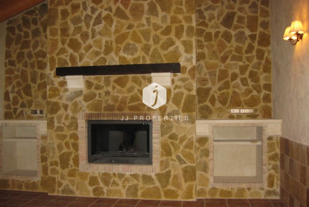 Resale - Country Property -
Benferri - Inland